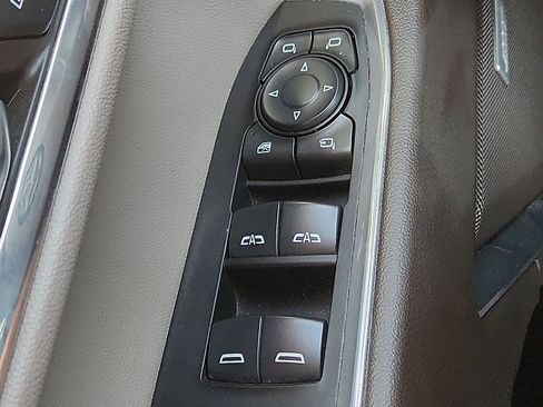Used 2024 Chevrolet Silverado 1500 LTZ w/ LTZ Convenience Package II AWD/4WD image 22
