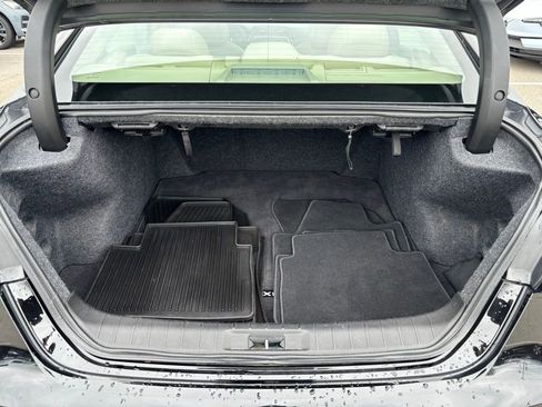 Used 2019 Nissan Maxima 3.5 SL w/ Floor Mat Group FWD image 24