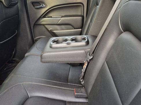Used 2015 GMC Canyon SLT AWD/4WD image 12