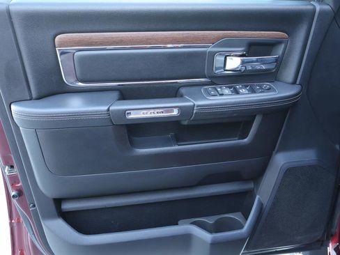 Used 2018 RAM 2500 Laramie w/ Convenience Group image 7