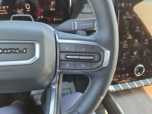 Used 2026 GMC Acadia Denali Ultimate AWD/4WD image 19