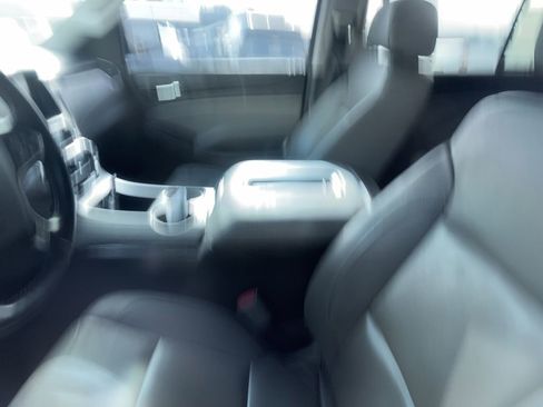 Used 2020 Chevrolet Tahoe LT w/ Luxury Package image 18