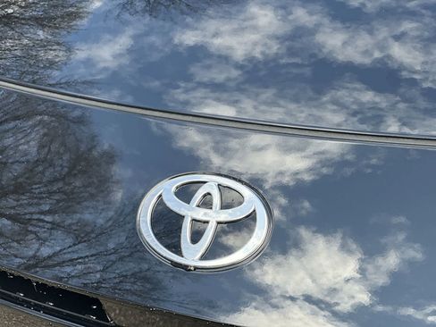 New 2026 Toyota Camry XLE AWD/4WD image 12