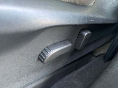 Certified 2025 Subaru Ascent Premium image 27