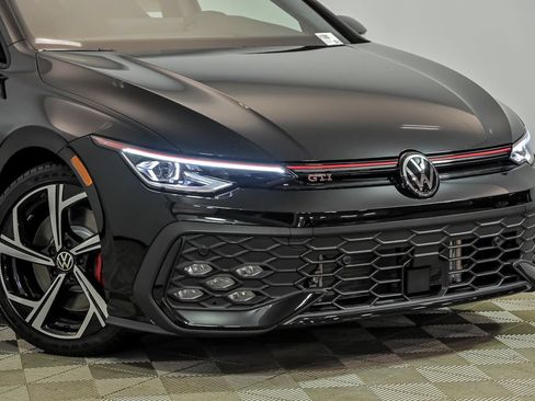 New 2026 Volkswagen GTI SE FWD image 2