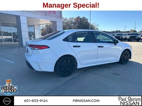 Used 2024 Toyota Corolla LE image 8