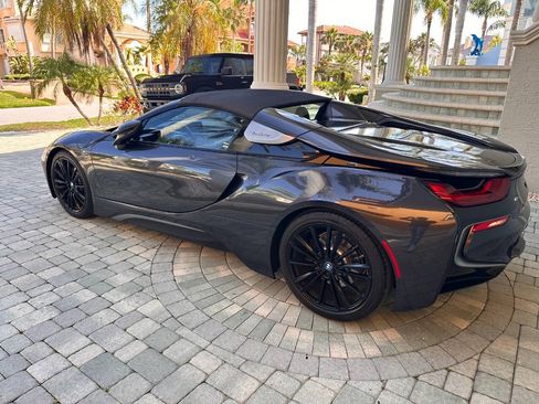Used 2019 BMW i8 Roadster AWD/4WD image 48