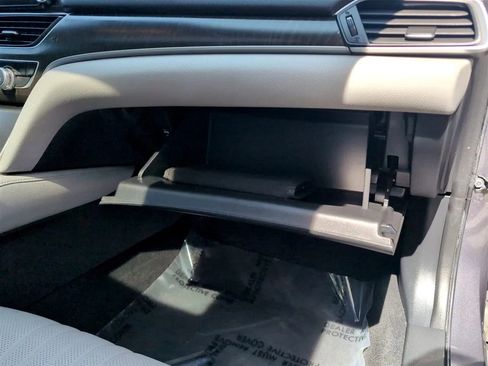 Used 2019 Honda Accord EX-L image 43