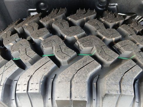 New 2026 Jeep Wrangler Unlimited Sport image 17