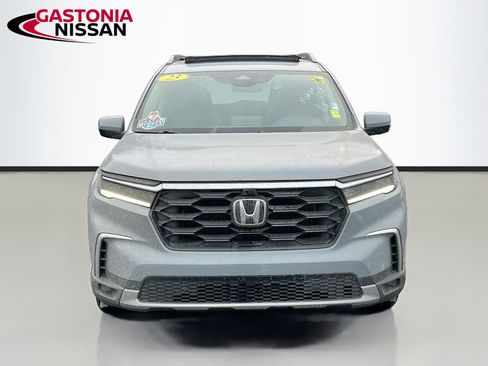 Used 2023 Honda Pilot Elite image 2
