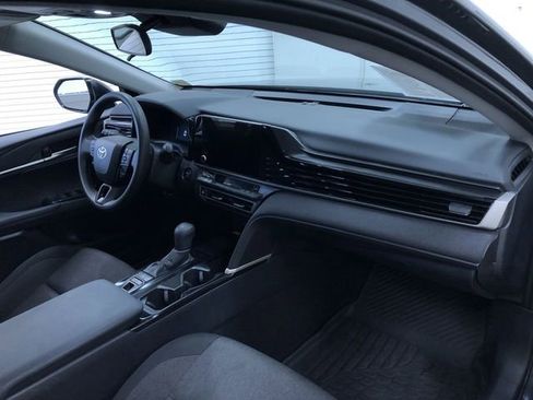Certified 2025 Toyota Camry LE FWD image 15