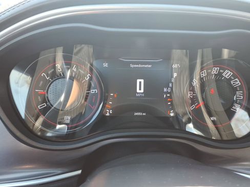 Used 2022 Dodge Challenger GT w/ Plus Package image 17