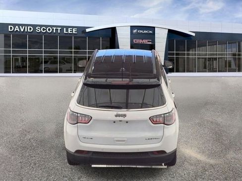 Used 2025 Jeep Compass Limited AWD/4WD image 3
