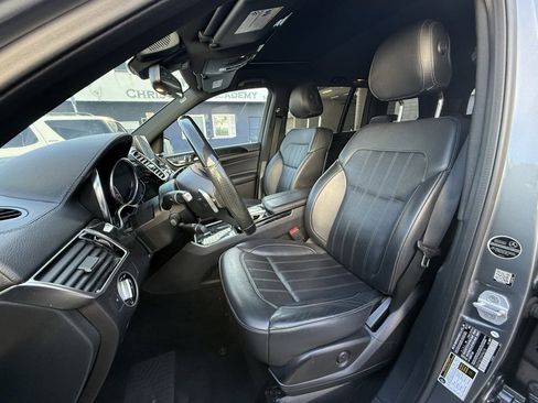 Used 2018 Mercedes-Benz GLS 450 4MATIC w/ Premium Package image 11