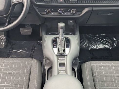 Used 2024 Honda HR-V LX image 17