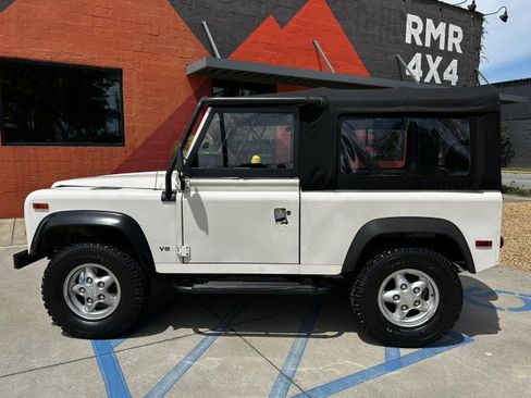 Used 1995 Land Rover Defender 90 AWD/4WD image 4