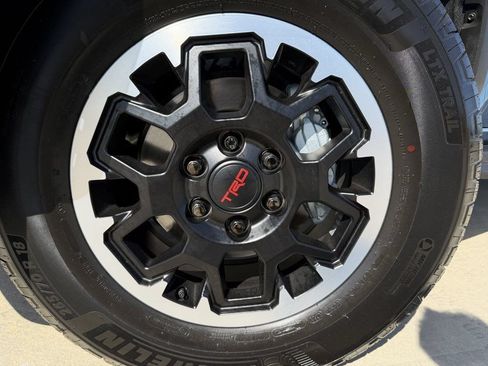 Used 2026 Toyota 4Runner TRD Off-Road Premium w/ Tow Technology Package AWD/4WD image 13