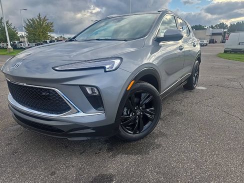 Certified 2024 Buick Encore GX Sport Touring w/ Comfort Package FWD image 1