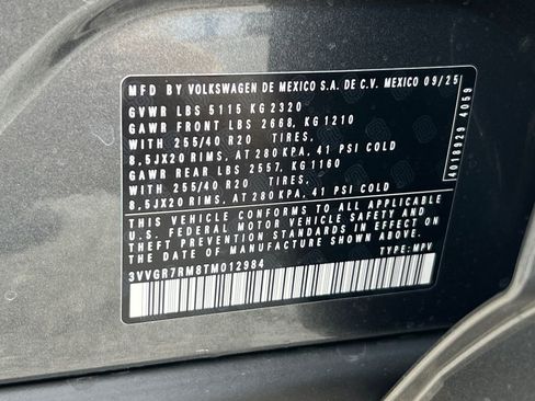 New 2026 Volkswagen Tiguan SE R-Line image 31