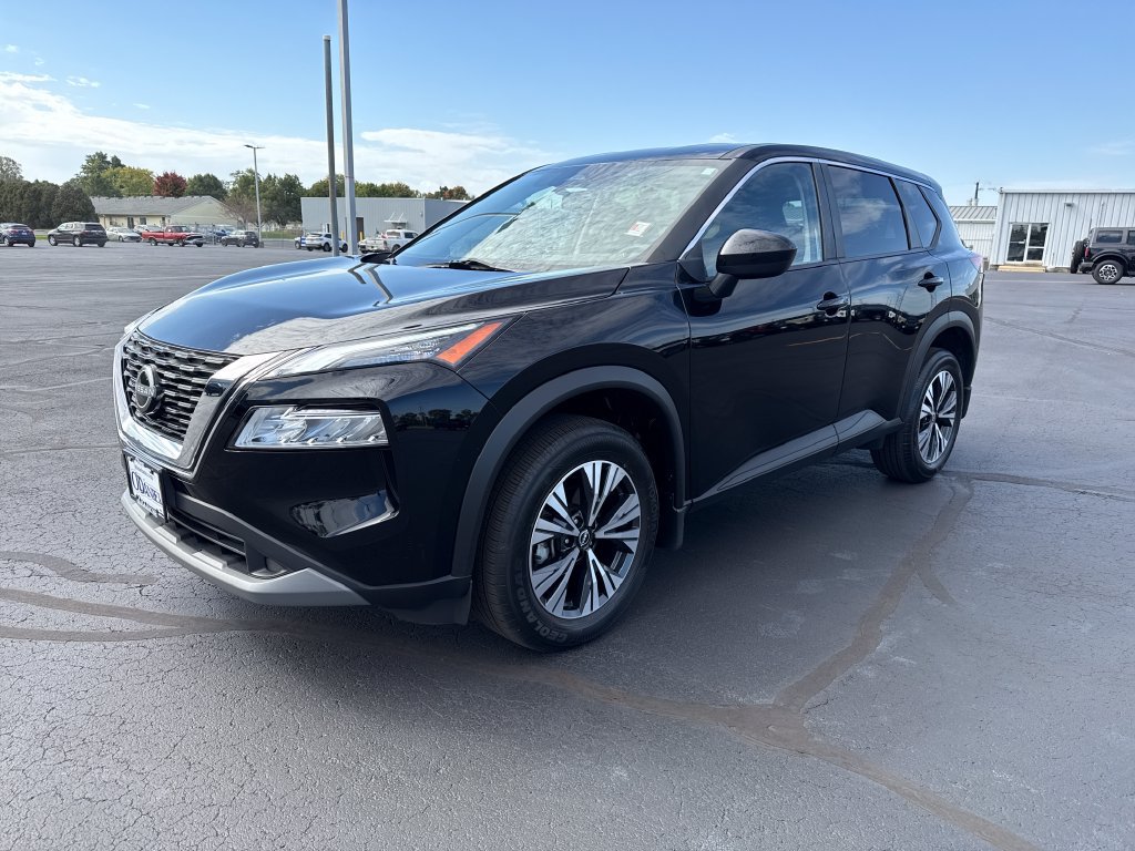 Used 2023 Nissan Rogue SV AWD/4WD image 4