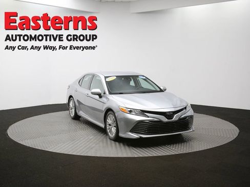 Used 2019 Toyota Camry XLE image 44