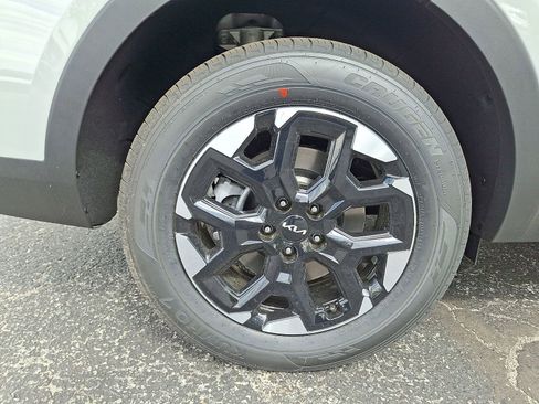 New 2026 Kia Sorento S AWD/4WD image 10