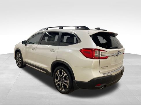 Used 2023 Subaru Ascent Touring AWD/4WD image 2