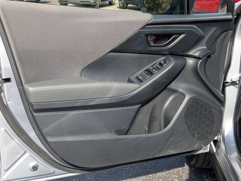 Used 2024 Subaru Crosstrek 2.0i Premium image 11