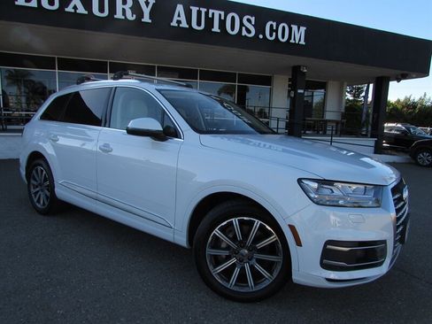 Used 2017 Audi Q7 3.0T Premium Plus image 5
