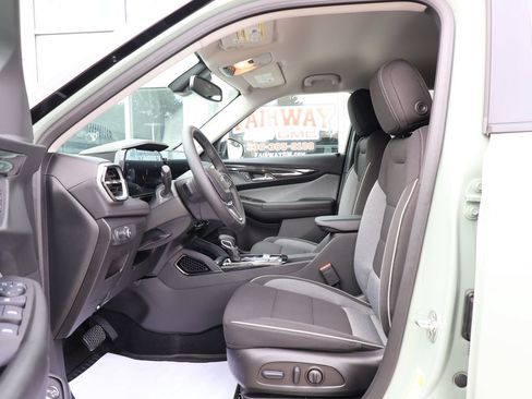 New 2026 Chevrolet TrailBlazer LT w/ Convenience Package AWD/4WD image 12