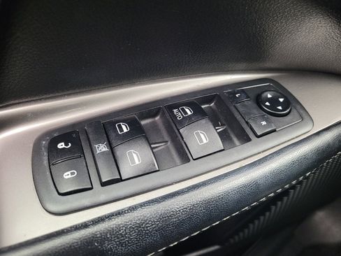 Used 2019 Dodge Journey Crossroad image 27