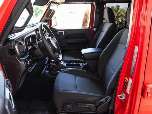 Used 2022 Jeep Wrangler Unlimited Sport AWD/4WD image 17
