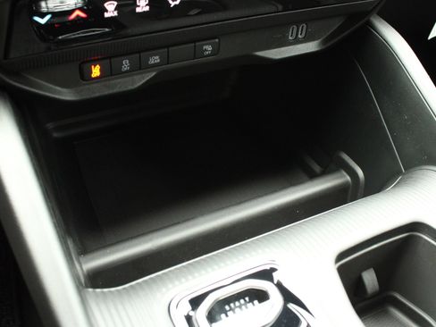 New 2026 Jeep Cherokee Limited AWD/4WD image 46