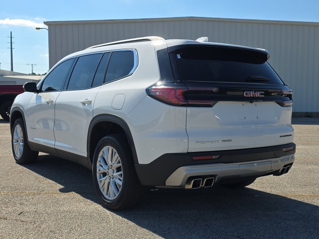 Used 2024 GMC Acadia Elevation AWD/4WD image 3
