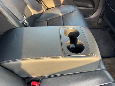 Used 2013 Toyota Avalon image 17