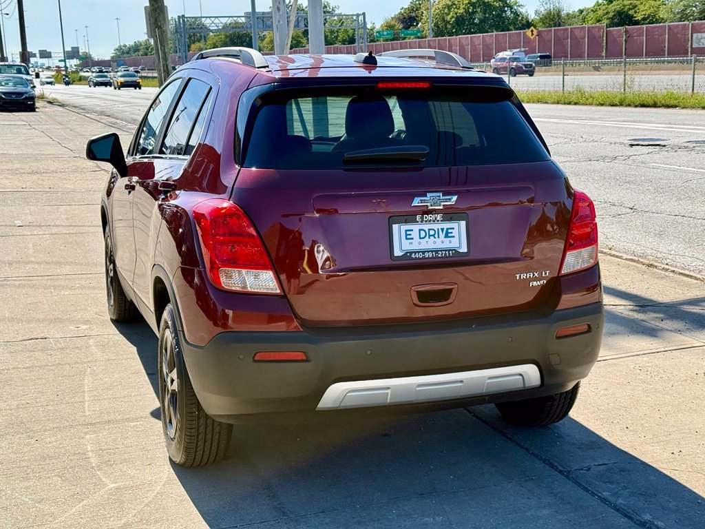 Used 2016 Chevrolet Trax LT w/ LT Convenience Package AWD/4WD image 9