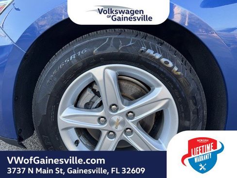 Used 2023 Chevrolet Malibu LT image 28