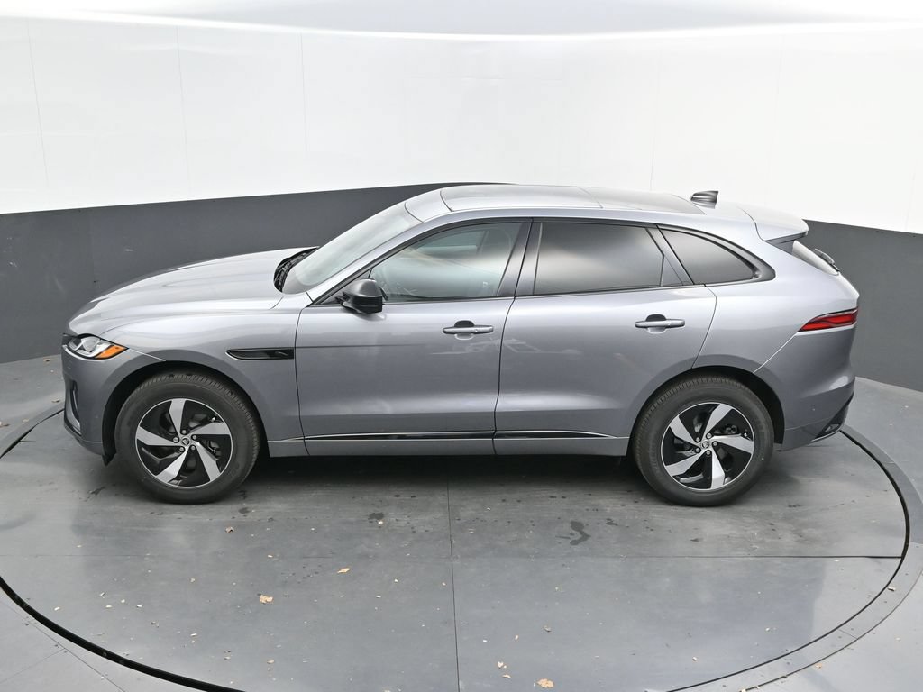 New 2026 Jaguar F-PACE R-Dynamic S AWD/4WD image 30