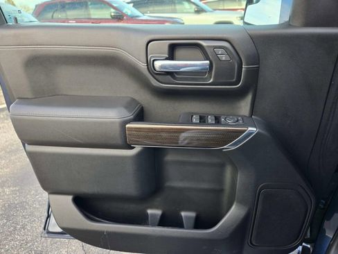 Used 2022 Chevrolet Silverado 1500 LT image 36