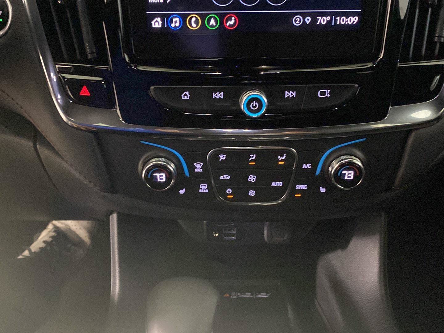 Certified 2023 Chevrolet Traverse RS FWD image 18