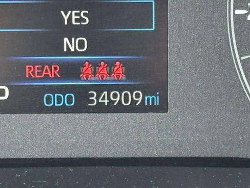 Used 2024 Toyota Corolla Cross AWD Hybrid image 24