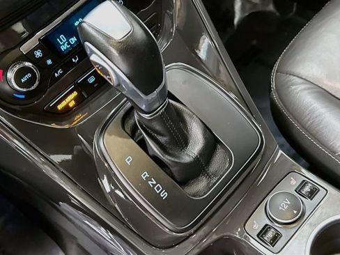 Used 2016 Ford Escape Titanium FWD image 17