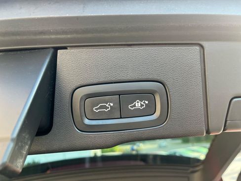 Used 2019 Volvo XC60 T5 Inscription w/ Protection Package Premier AWD/4WD image 10
