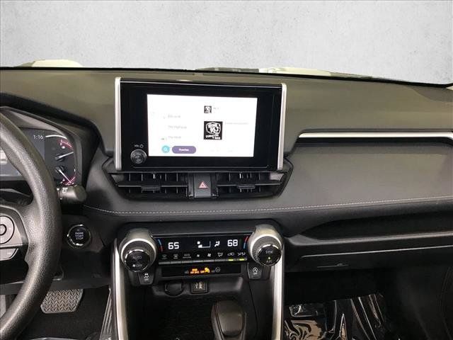 Used 2023 Toyota RAV4 XLE w/ Convenience Package FWD image 13