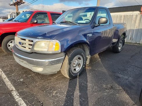 Used 2003 Ford F150 XL image 3