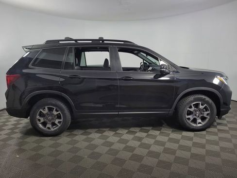 Used 2023 Honda Passport TrailSport image 10