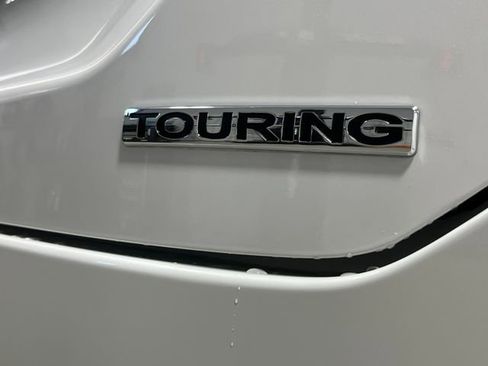 New 2026 Honda Pilot Touring image 6