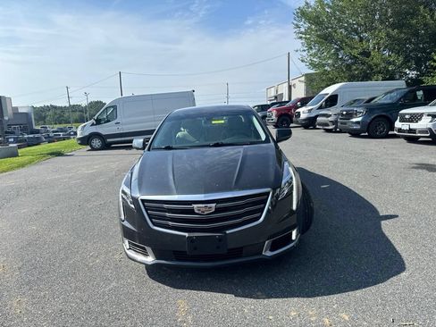 Used 2019 Cadillac XTS Luxury FWD image 2