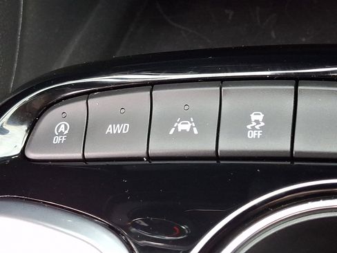 Used 2024 Buick Encore GX Preferred AWD/4WD image 24