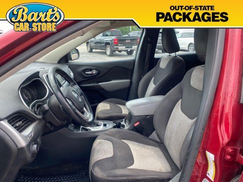 Used 2014 Jeep Cherokee Sport w/ Cold Weather Group FWD image 19